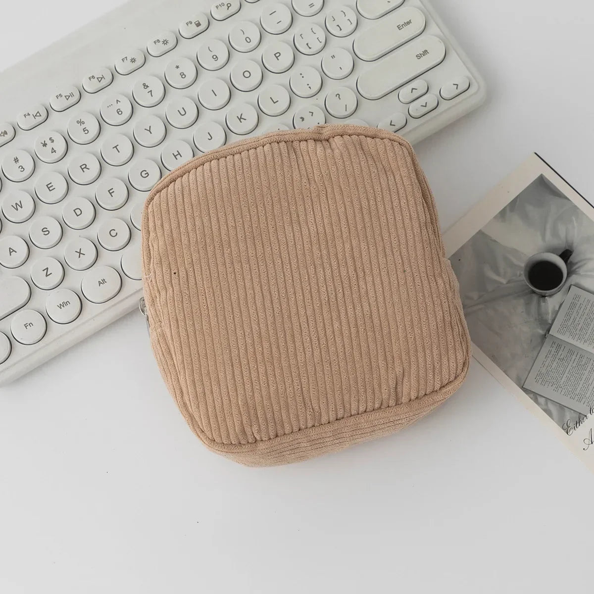 Fashion Makeup Lipstick Sanitary Napkins Case Mini Cosmetic Storage Pouch Women Corduroy Ins Travel Organizer Bags Small Pouch